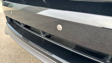 Land Rover Discovery 3.0 D300 Dynamic SE 5dr Auto Diesel Station Wagon